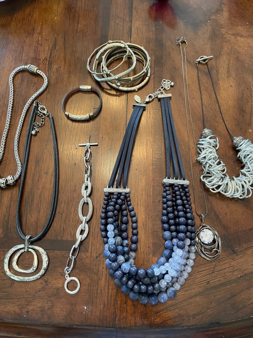 Mixed jewelry bundle 8 pieces